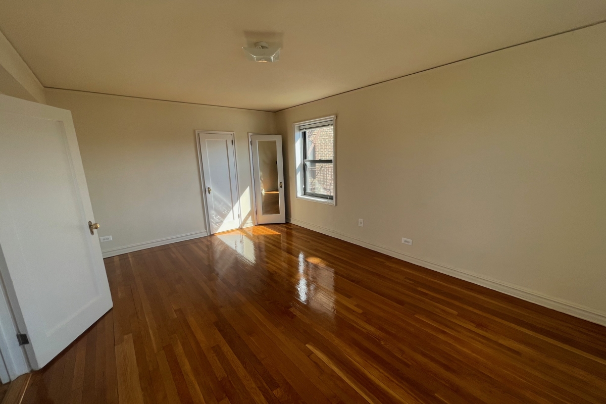 Apartment 63rd Drive  Queens, NY 11374, MLS-RD4120-7