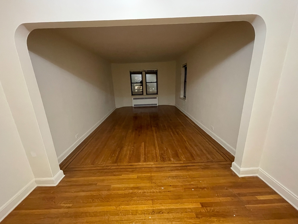 Apartment 112th Street  Queens, NY 11375, MLS-RD4125-4
