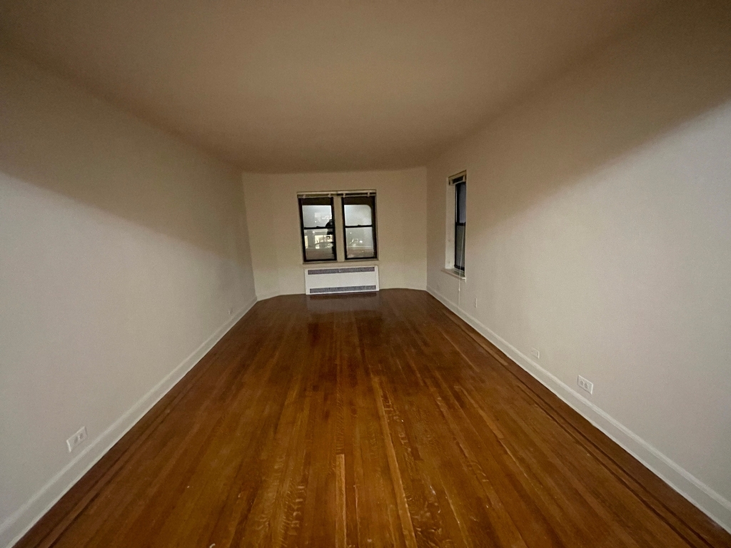 Apartment 112th Street  Queens, NY 11375, MLS-RD4125-5