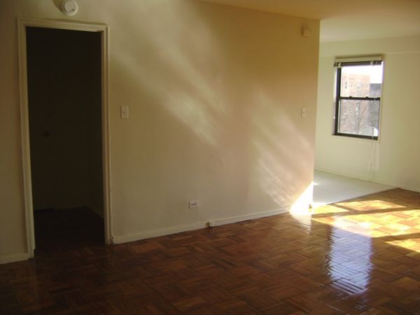 Apartment 67th Avenue  Queens, NY 11374, MLS-RD4135-4