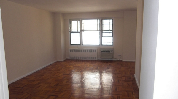 Apartment 83rd Avenue  Queens, NY 11415, MLS-RD4155-2