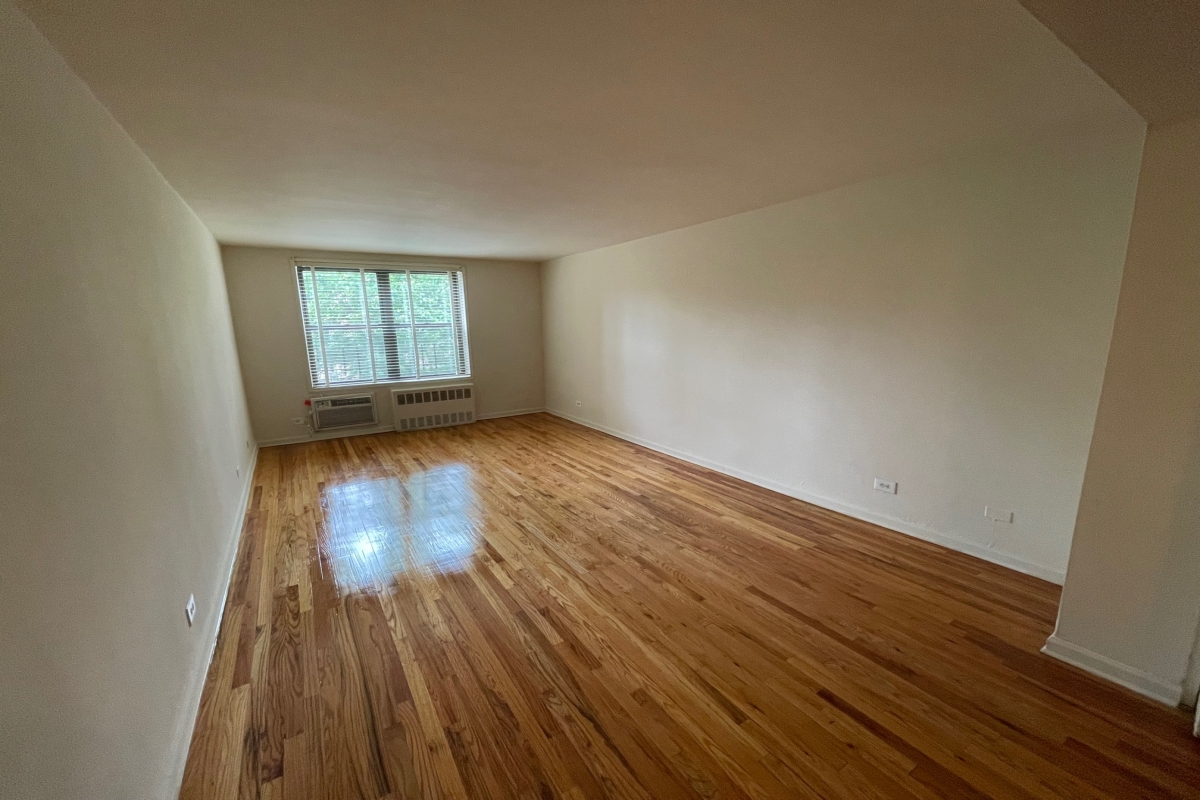 Apartment 103rd Street  Queens, NY 11375, MLS-RD4161-6