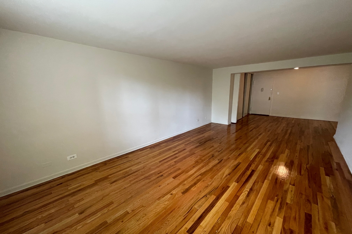 Apartment 103rd Street  Queens, NY 11375, MLS-RD4161-5