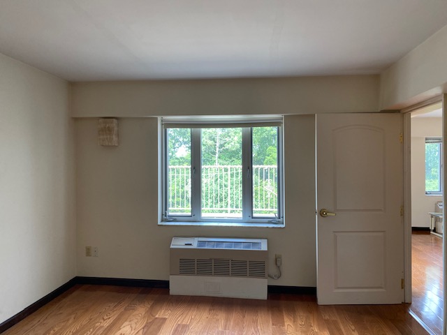 Apartment Grand Central Pkwy  Queens, NY 11375, MLS-RD4162-8