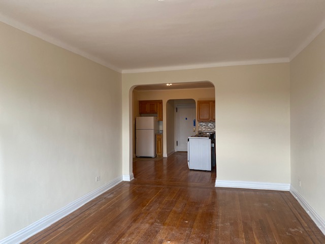 Apartment Haring Street  Queens, NY 11374, MLS-RD4164-4