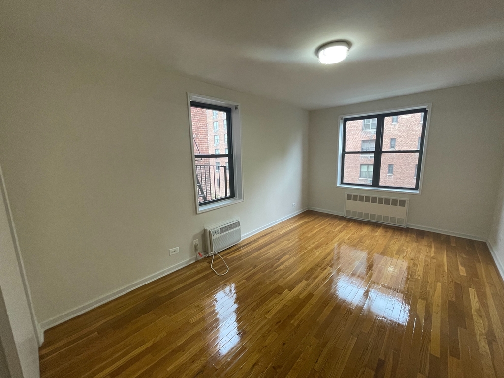 Apartment 67th Road  Queens, NY 11375, MLS-RD4167-6