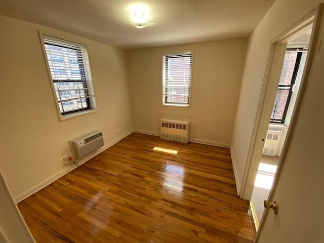 Apartment 103rd Street  Queens, NY 11375, MLS-RD4173-8