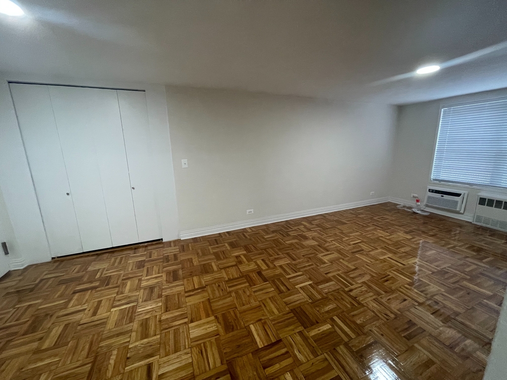 Apartment 67th Avenue  Queens, NY 11375, MLS-RD4176-4