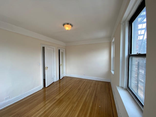 Apartment Saunders Street  Queens, NY 11374, MLS-RD4180-8