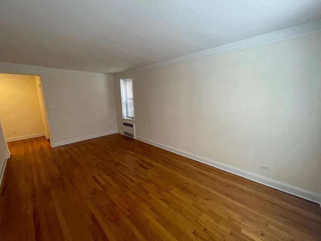 Apartment 77th Street  Queens, NY 11372, MLS-RD4181-2