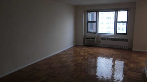 Apartment 83rd Avenue  Queens, NY 11415, MLS-RD4187-5