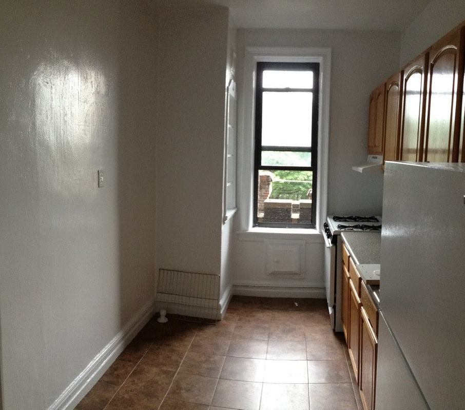 Apartment in Woodhaven - Forest Parkway  Queens, NY 11421