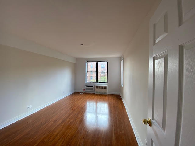 Apartment 102nd Street  Queens, NY 11375, MLS-RD4195-12