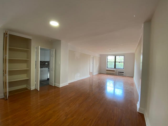 Apartment 102nd Street  Queens, NY 11375, MLS-RD4195-14