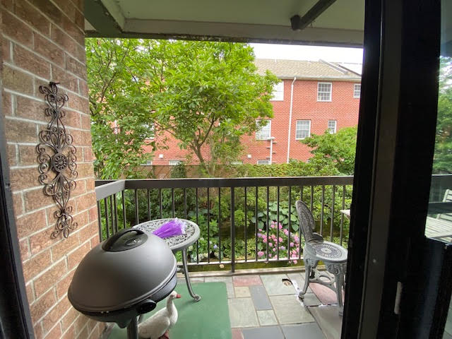 Apartment 79th Street  Queens, NY 11379, MLS-RD4196-10