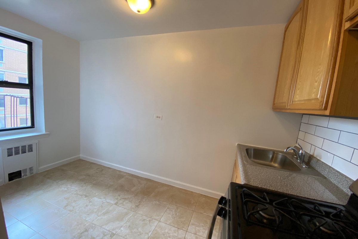 Apartment 116th Street  Queens, NY 11415, MLS-RD4199-7