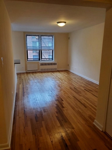 Apartment Colden Street  Queens, NY 11355, MLS-RD4209-2