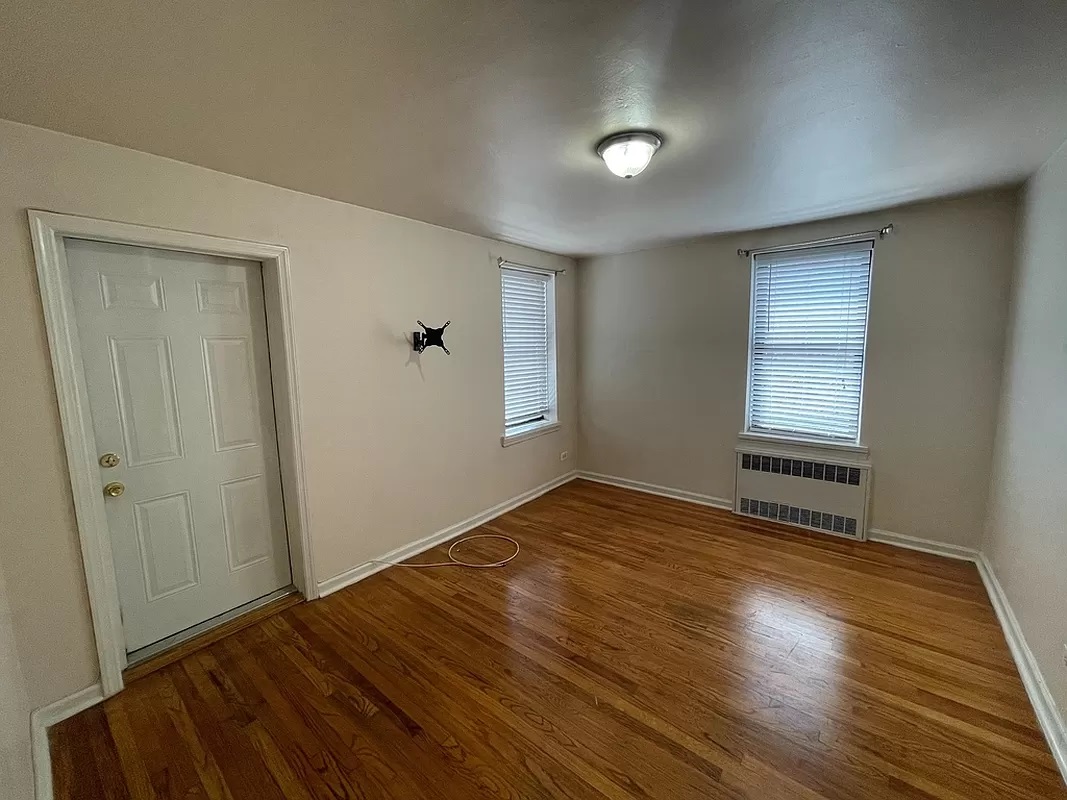 Apartment 116th Street  Queens, NY 11415, MLS-RD4222-4