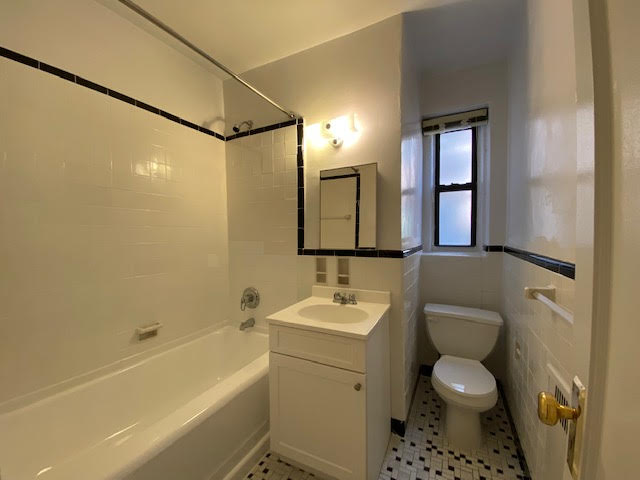 Apartment 112th Street  Queens, NY 11375, MLS-RD4223-14