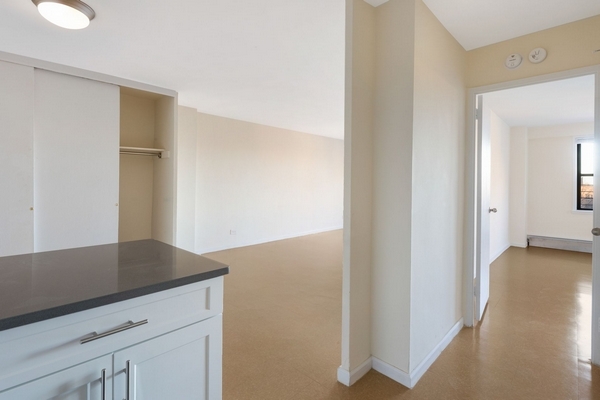 Apartment 57th Avenue  Queens, NY 11368, MLS-RD4230-6