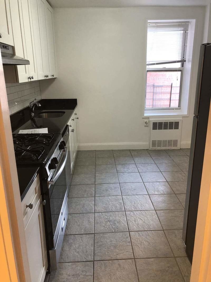 Apartment 150th Street  Queens, NY 11358, MLS-RD4252-4