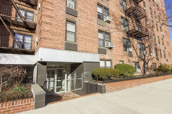 Apartment 40th Street  Queens, NY 11104, MLS-RD4274-4