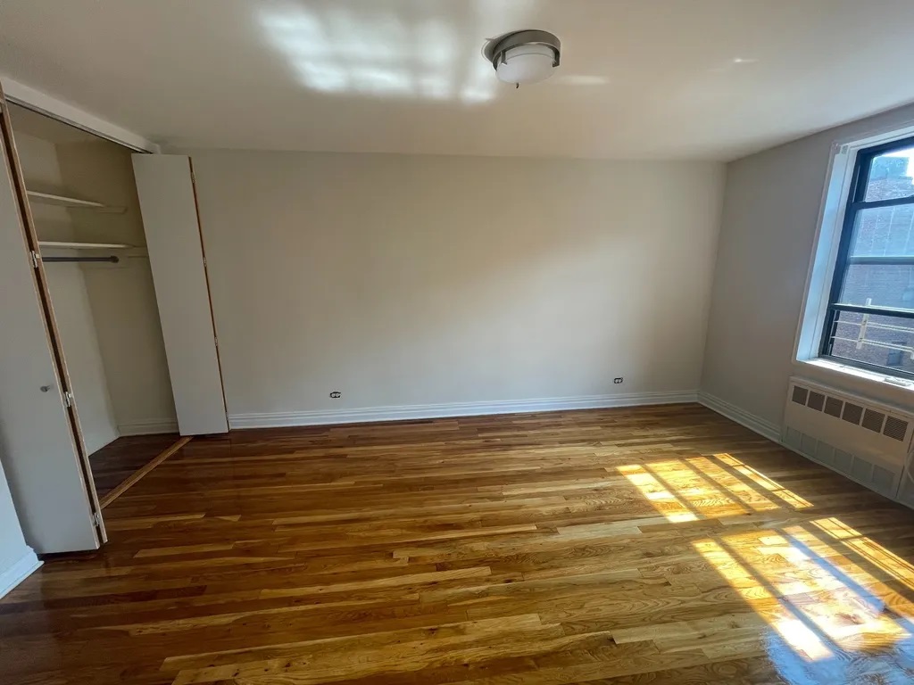 Apartment 67th Avenue  Queens, NY 11375, MLS-RD4324-3