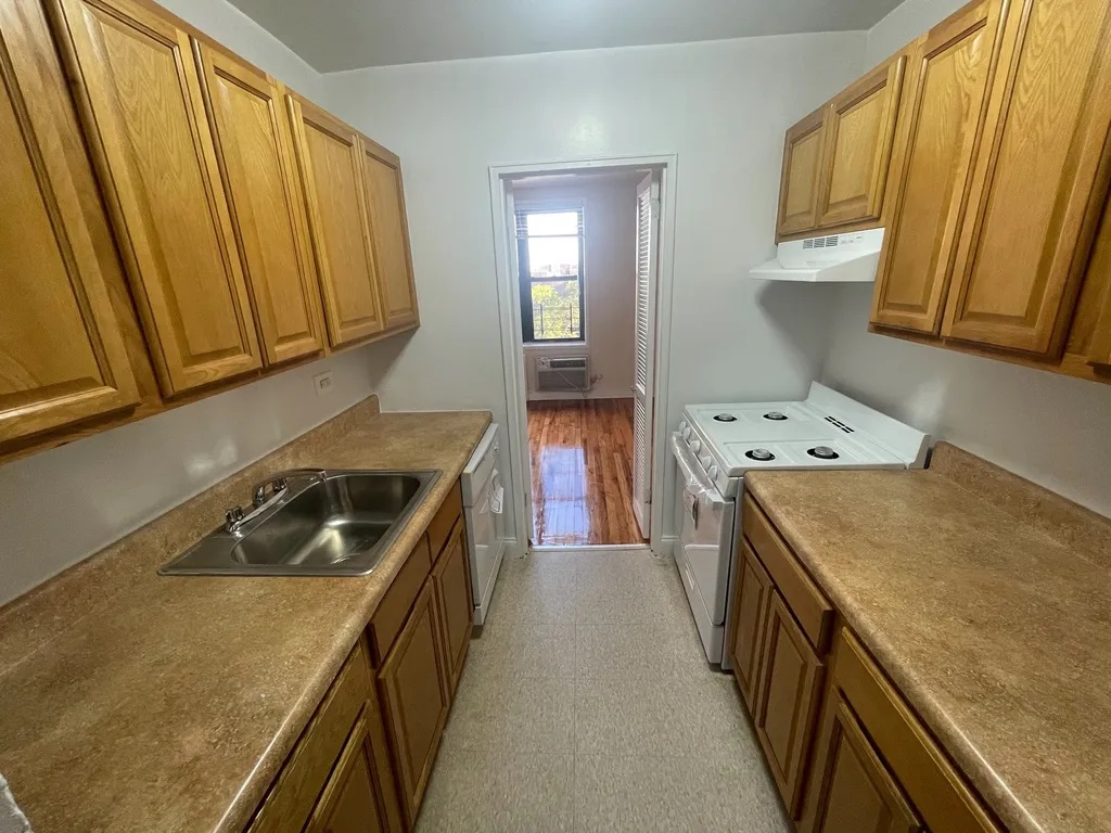 Apartment 103rd Street  Queens, NY 11375, MLS-RD4325-2