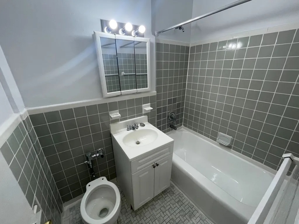 Apartment 67th Road  Queens, NY 11375, MLS-RD4327-2