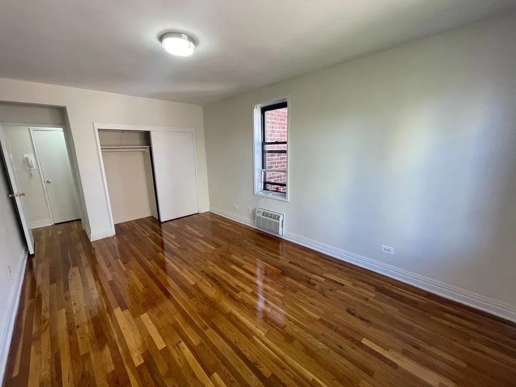 Apartment 67th Road  Queens, NY 11375, MLS-RD4327-3