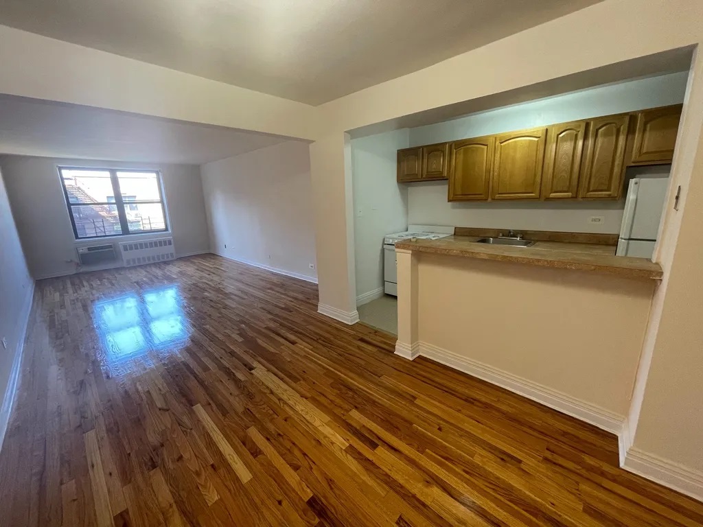 Apartment 103rd Street  Queens, NY 11375, MLS-RD4329-2