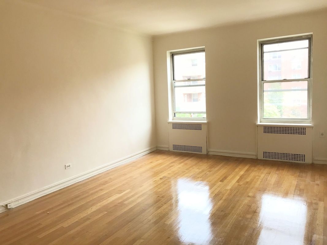 Apartment Yellowstone Blvd  Queens, NY 11375, MLS-RD4331-2