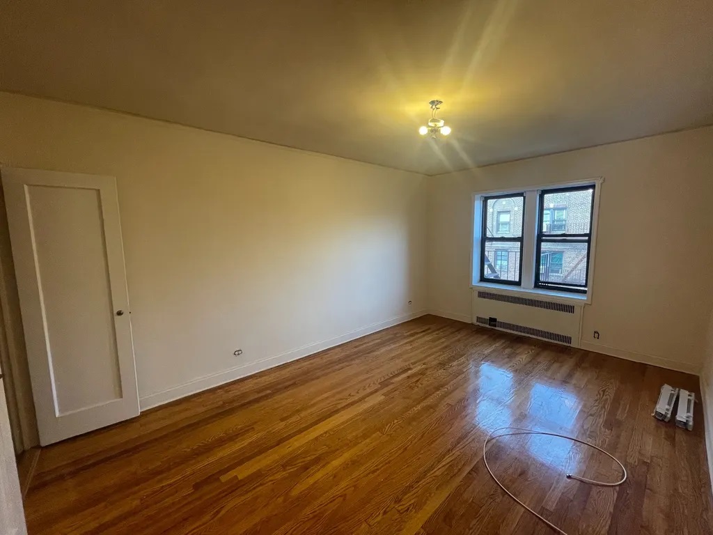 Apartment 63rd Drive  Queens, NY 11374, MLS-RD4350-2