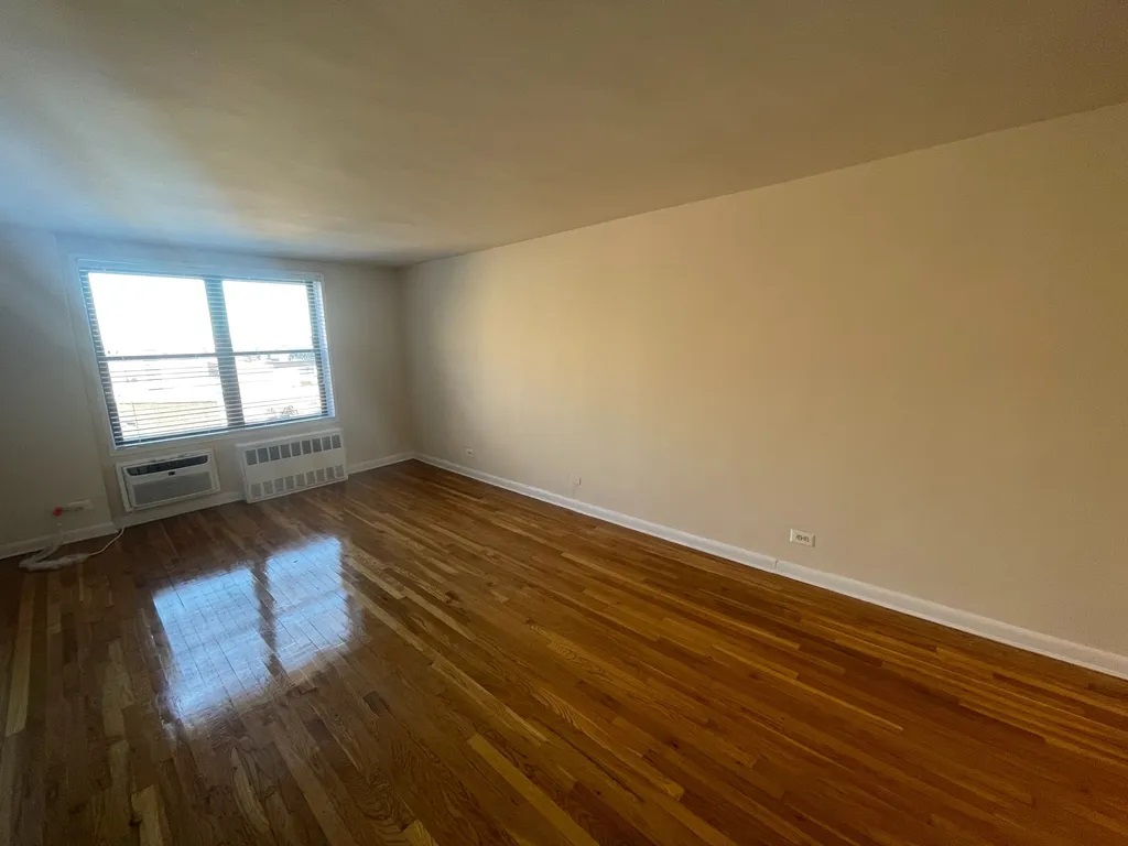 Apartment 103rd Street  Queens, NY 11375, MLS-RD4353-6