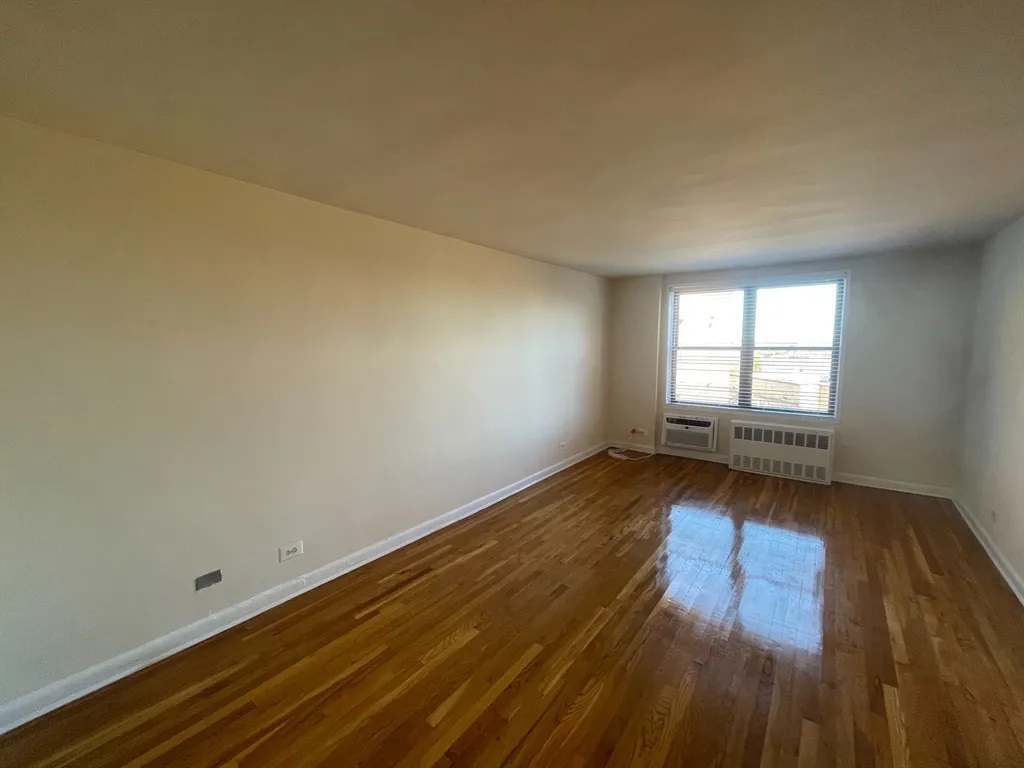 Apartment 103rd Street  Queens, NY 11375, MLS-RD4353-7