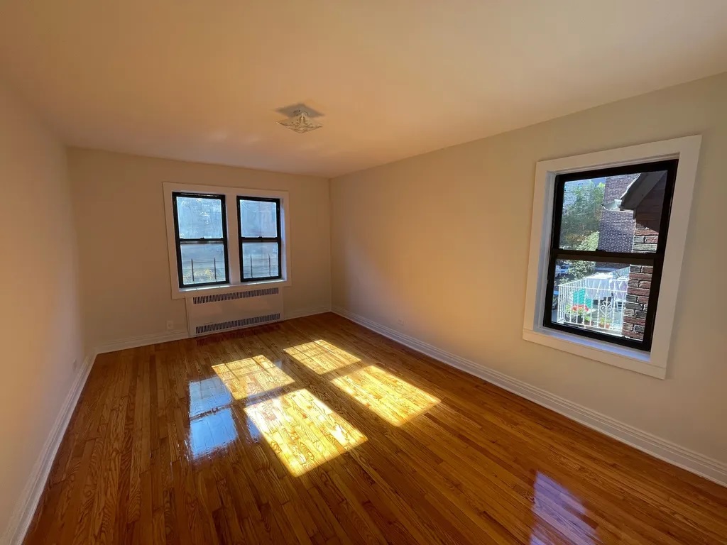 Apartment Booth Street  Queens, NY 11374, MLS-RD4356-8