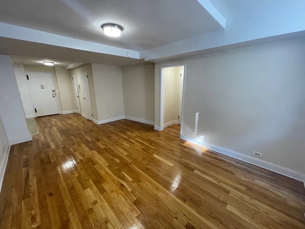 Apartment 67th Drive  Queens, NY 11375, MLS-RD4358-3