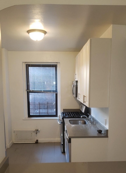 Apartment 42nd Street  Queens, NY 11104, MLS-RD4365-3