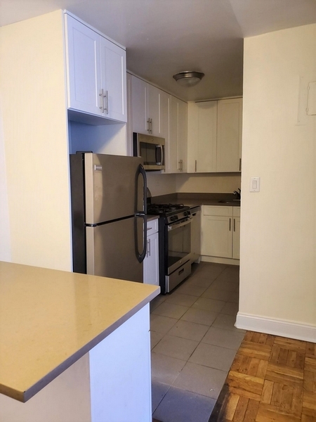 Apartment 67th Avenue  Queens, NY 11374, MLS-RD4366-12