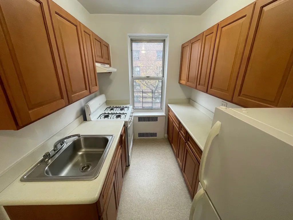 Apartment 71st Road  Queens, NY 11375, MLS-RD4375-5