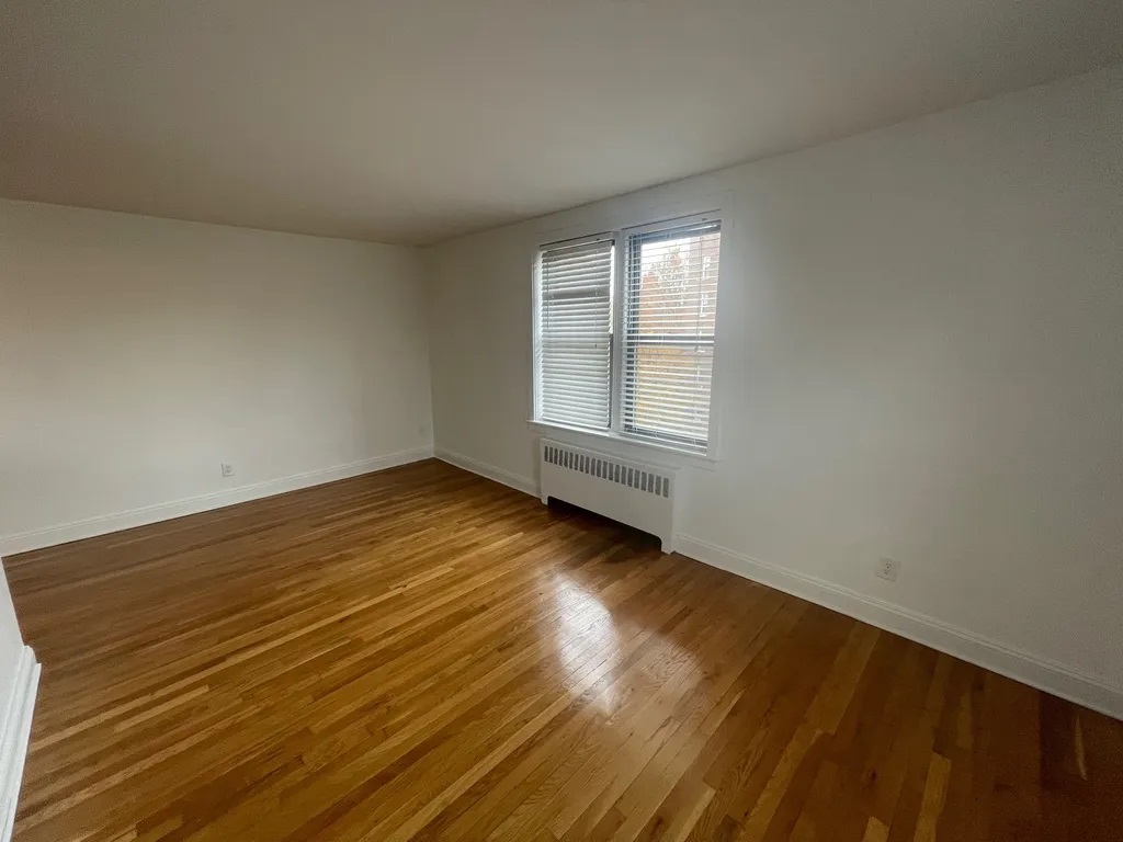 Apartment 113th Street  Queens, NY 11375, MLS-RD4376-6