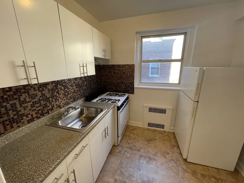 Apartment 71st Avenue  Queens, NY 11375, MLS-RD4388-2