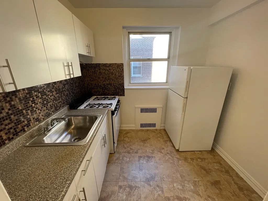 Apartment 71st Avenue  Queens, NY 11375, MLS-RD4388-3