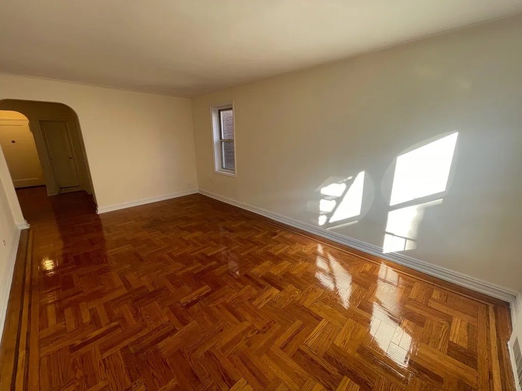 Apartment 71st Avenue  Queens, NY 11375, MLS-RD4388-9