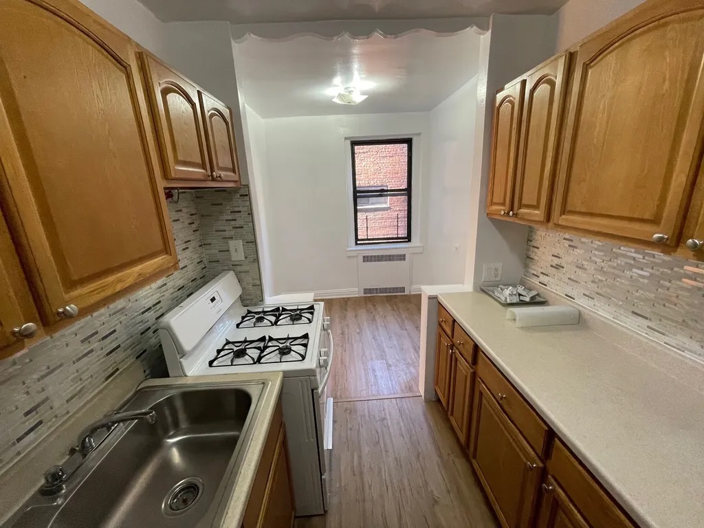 Apartment Booth Street  Queens, NY 11374, MLS-RD4440-3