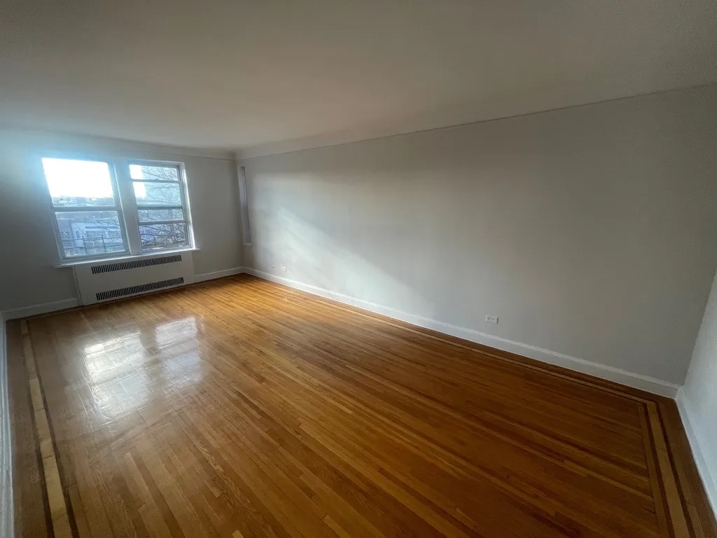 Apartment 72nd Avenue  Queens, NY 11375, MLS-RD4456-9