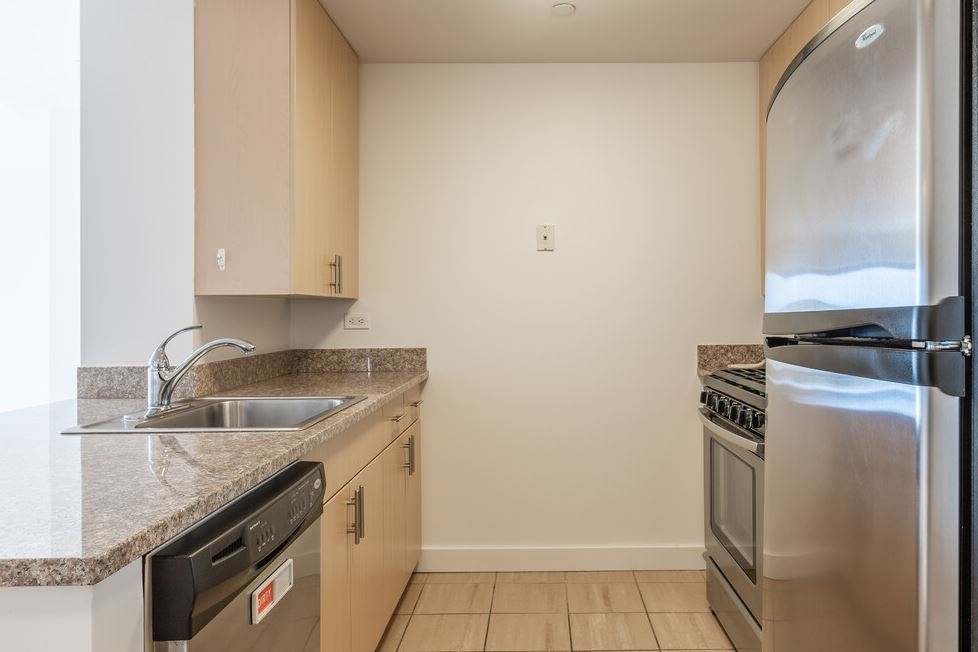 Apartment 89th Avenue  Queens, NY 11432, MLS-RD4469-3