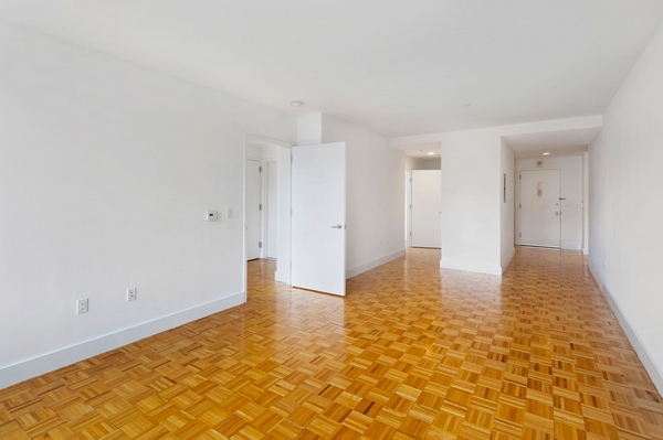 Apartment Queens Blvd  Queens, NY 11374, MLS-RD4478-2