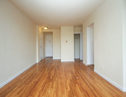 Apartment Baxter Avenue  Queens, NY 11373, MLS-RD4481-4