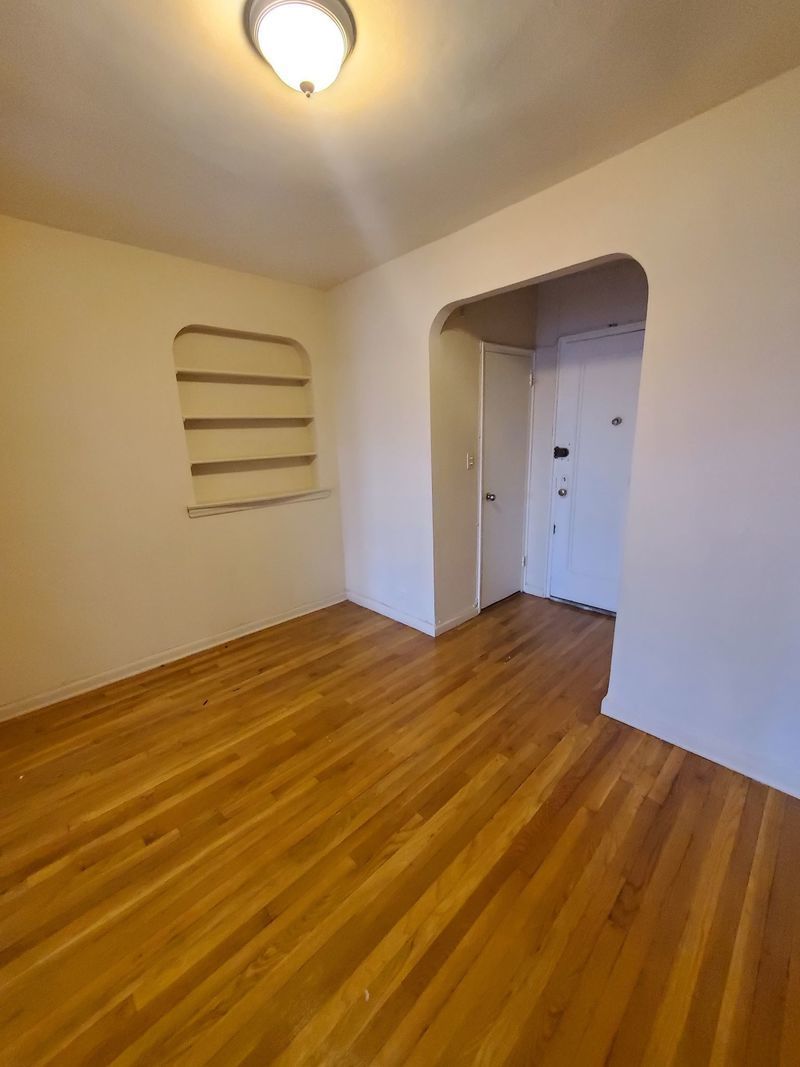 Apartment Wetherole Street  Queens, NY 11374, MLS-RD4485-3